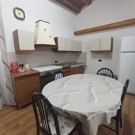 Da Ely Apartamento Ventimiglia di Sicilia